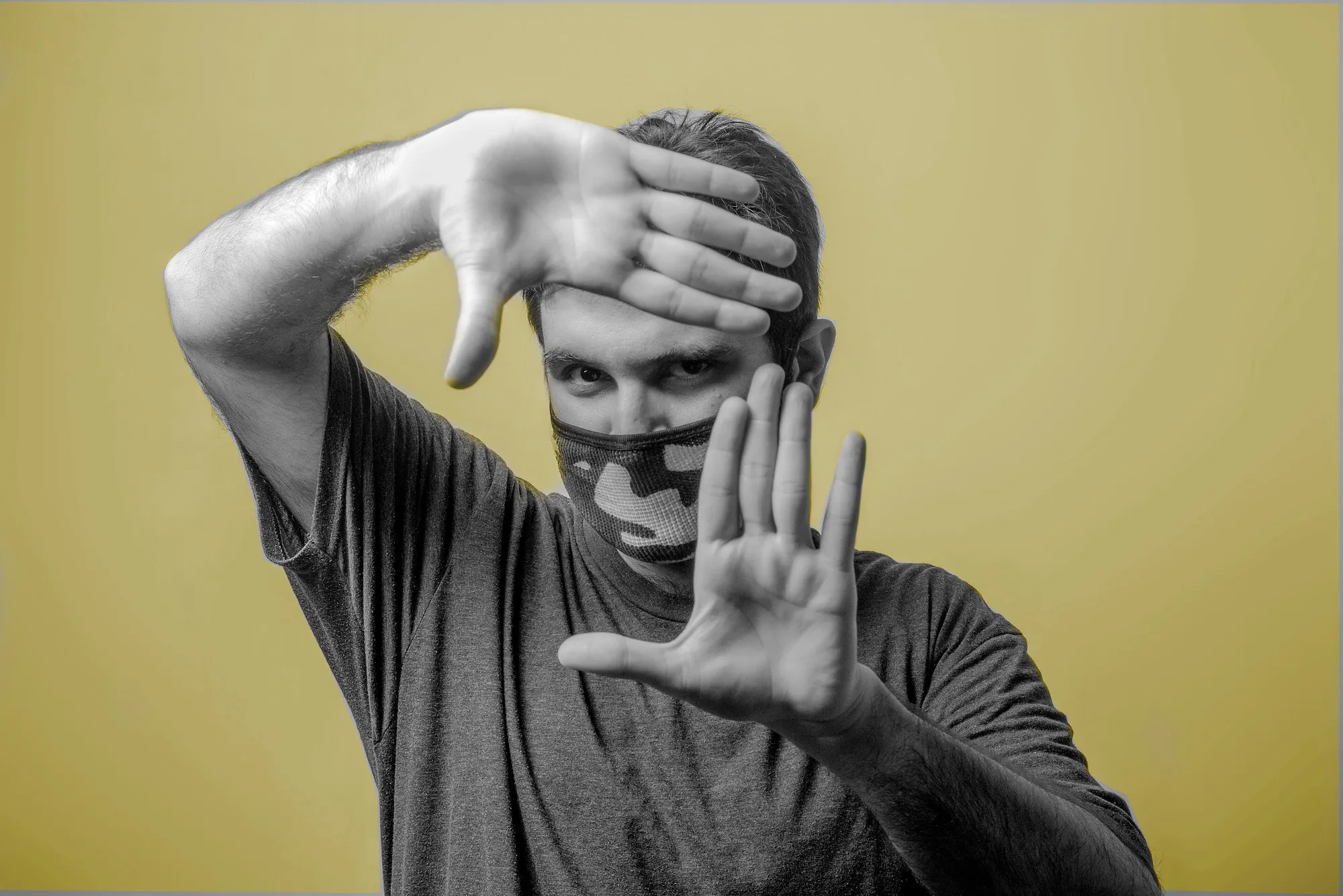 Simultaneously detecting face, hand motion, and pose in real-time on mobile devices